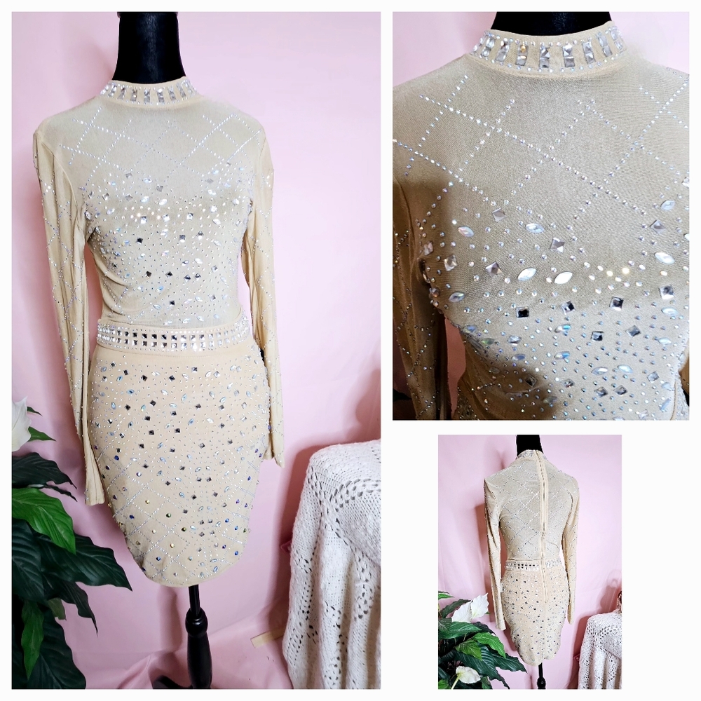 New Banjul, endless sparkles, mech mini nude dress size small